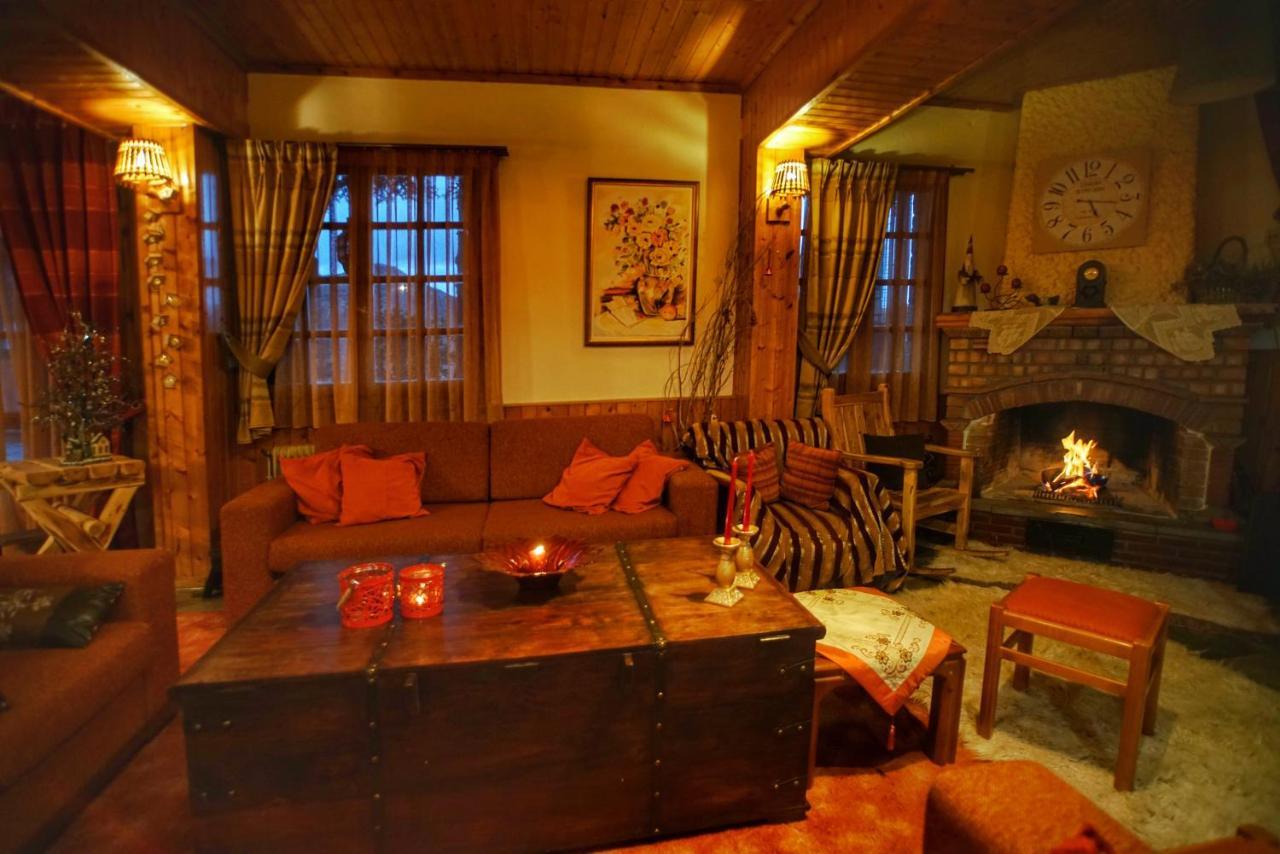 Guesthouse Alexandra Eptálofos Buitenkant foto