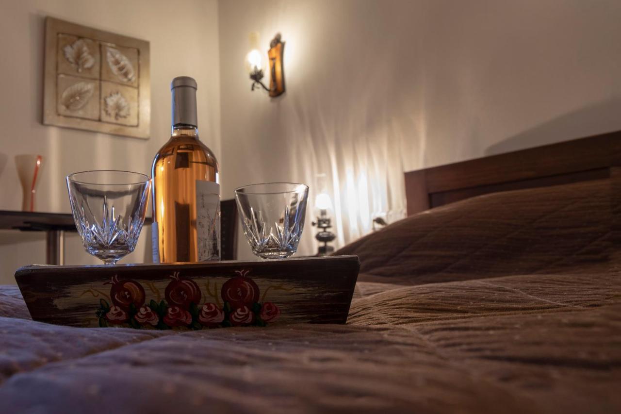 Guesthouse Alexandra Eptálofos Buitenkant foto
