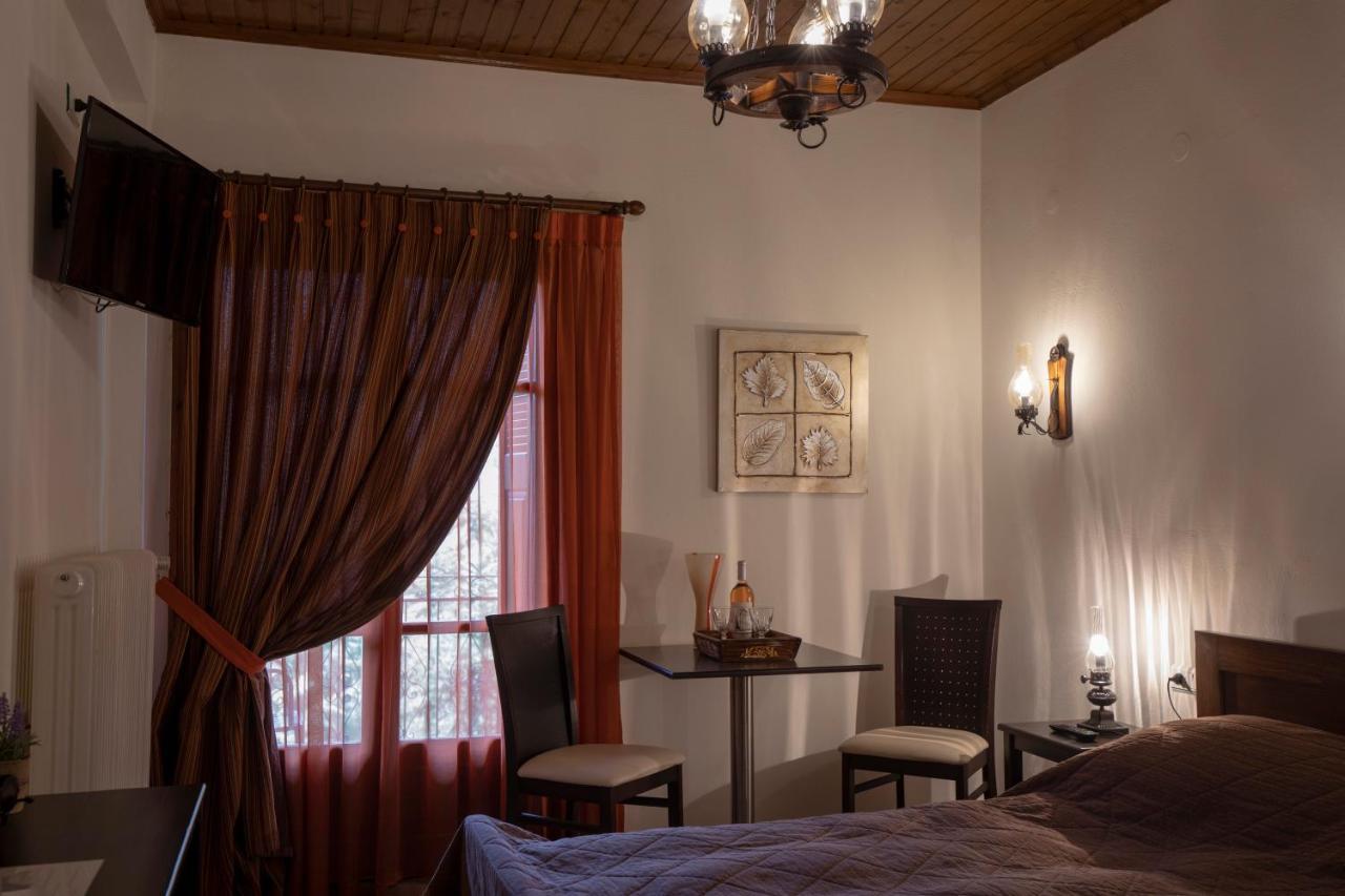 Guesthouse Alexandra Eptálofos Buitenkant foto