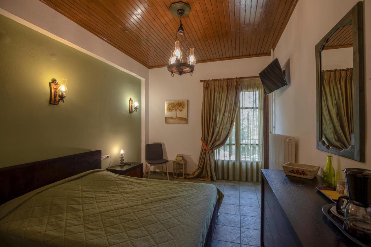 Guesthouse Alexandra Eptálofos Buitenkant foto