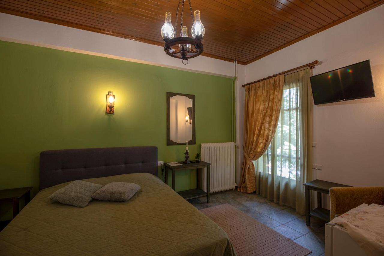 Guesthouse Alexandra Eptálofos Buitenkant foto