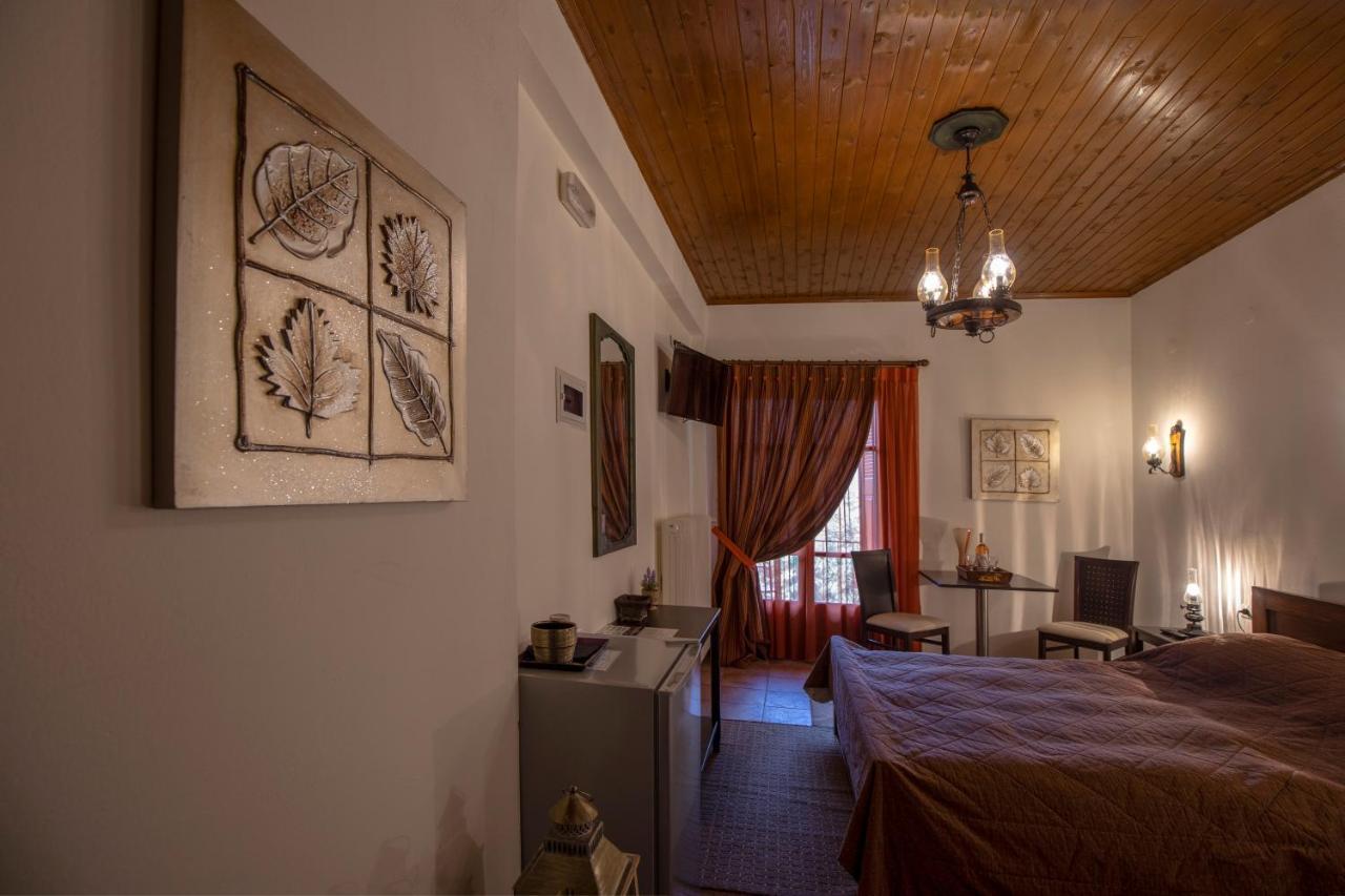 Guesthouse Alexandra Eptálofos Buitenkant foto