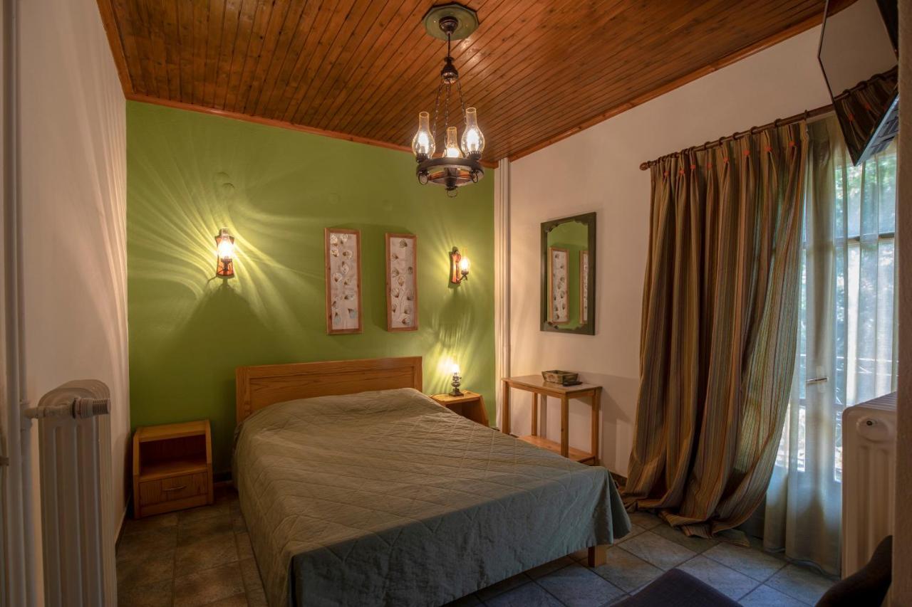 Guesthouse Alexandra Eptálofos Buitenkant foto