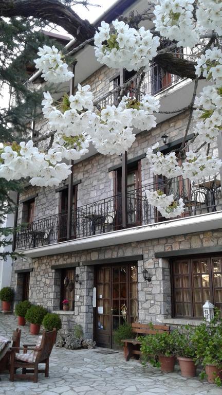 Guesthouse Alexandra Eptálofos Buitenkant foto